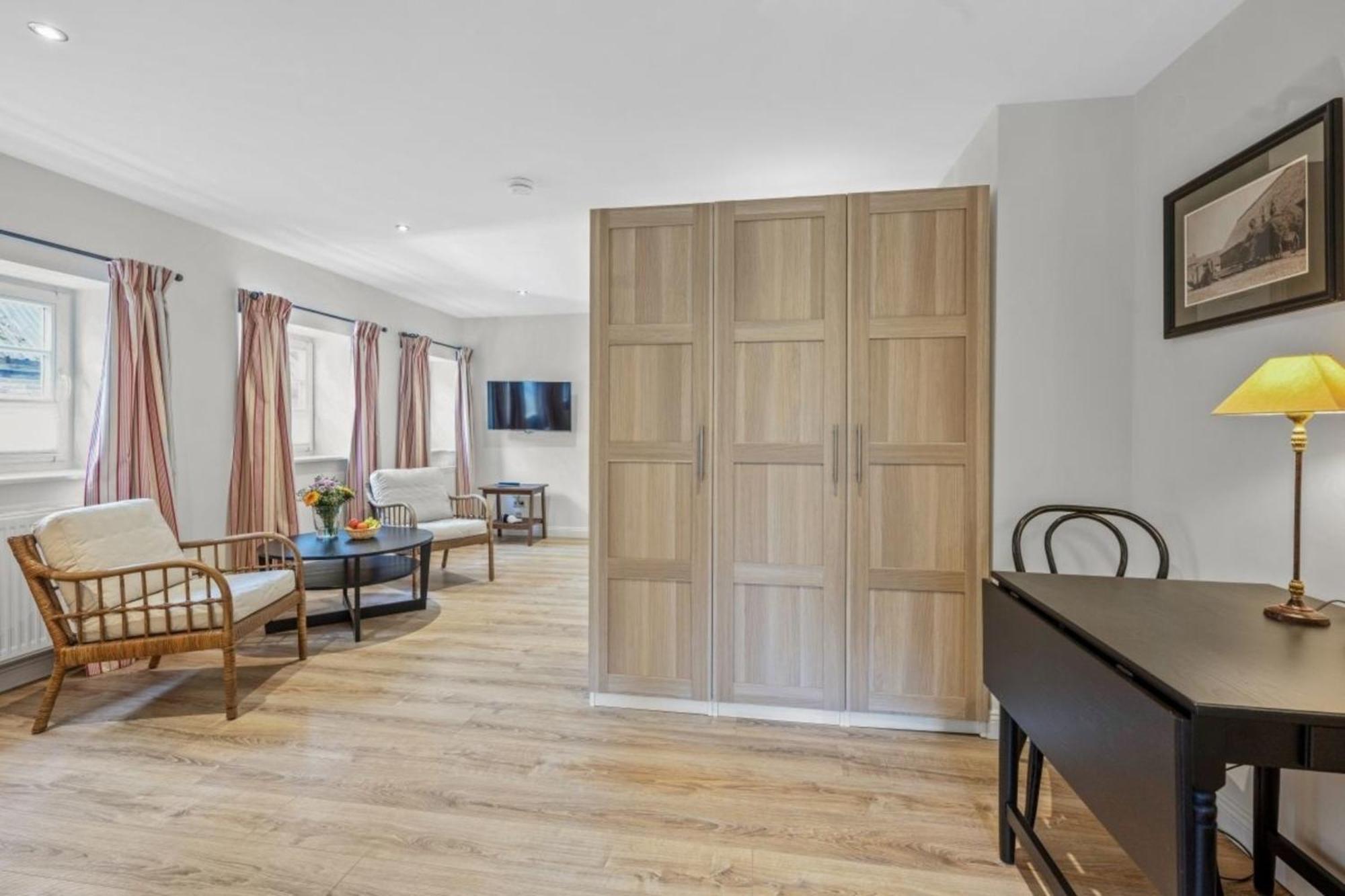 Luedersburger Strasse 15B Apartment ภายนอก รูปภาพ